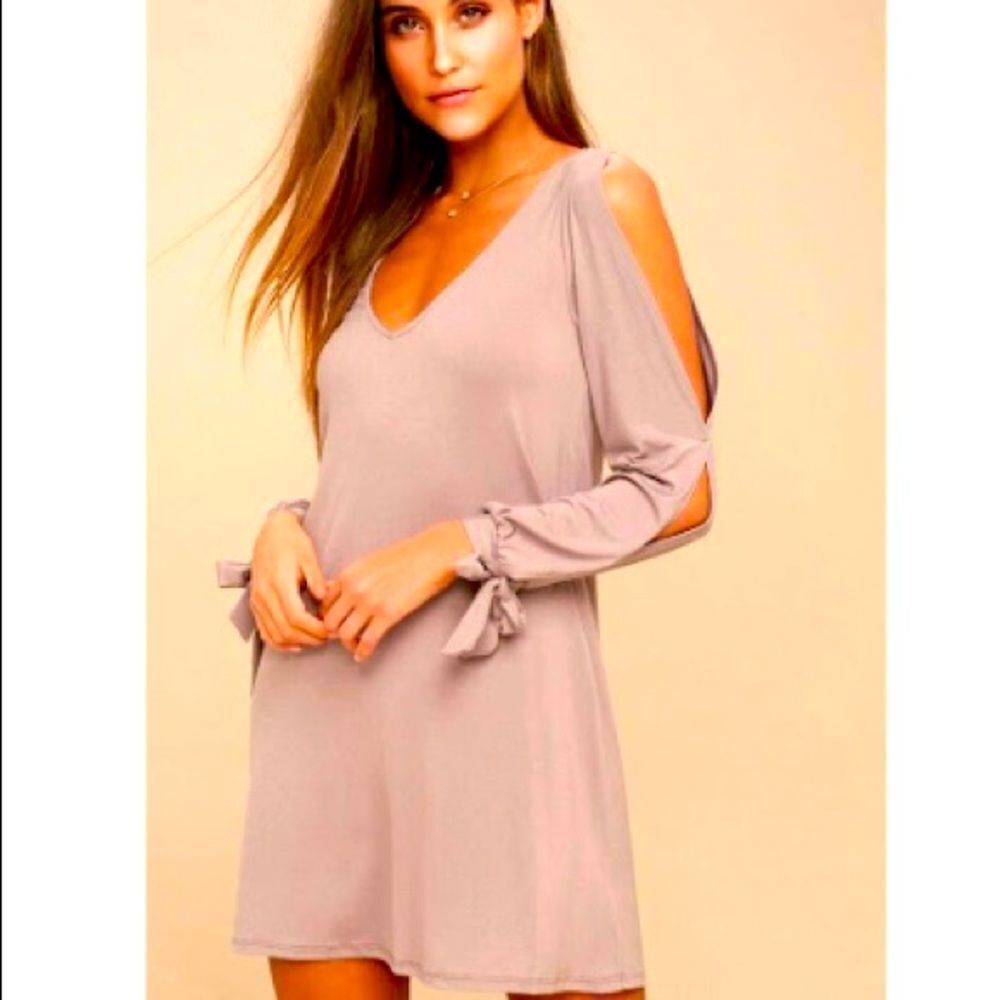 Lulu’s Glory of Love blush knit v-neck mini dress